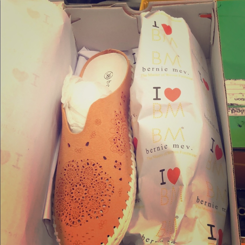 Bernie mev coral slip one